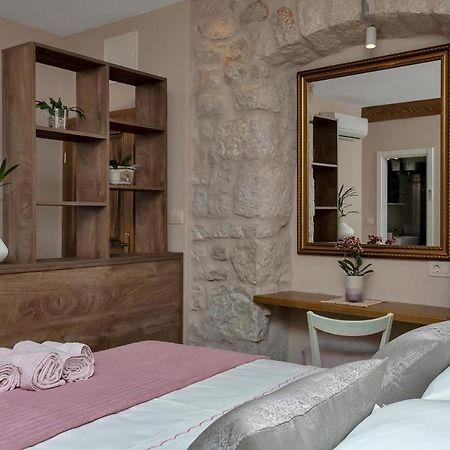 Lux Dado Igrane Apartment Ngoại thất bức ảnh